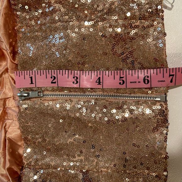Lulus Rose Gold Sequin Bustier Crop Top Size S NWT Party Holiday Strapless - Picture 5 of 7
